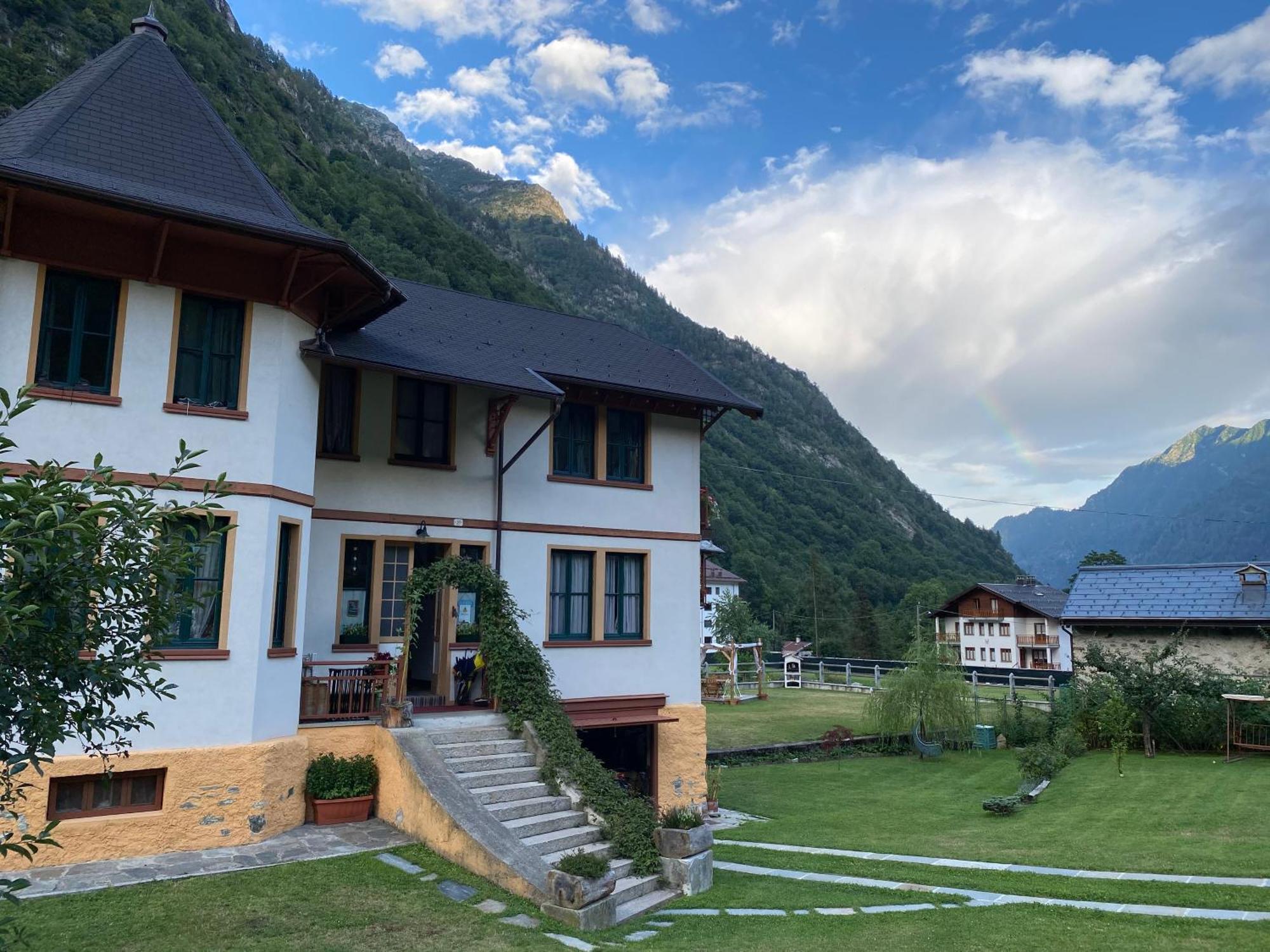 L'Aria Di Casa Bed & Breakfast อาลันญา วัลซีเซีย ภายนอก รูปภาพ