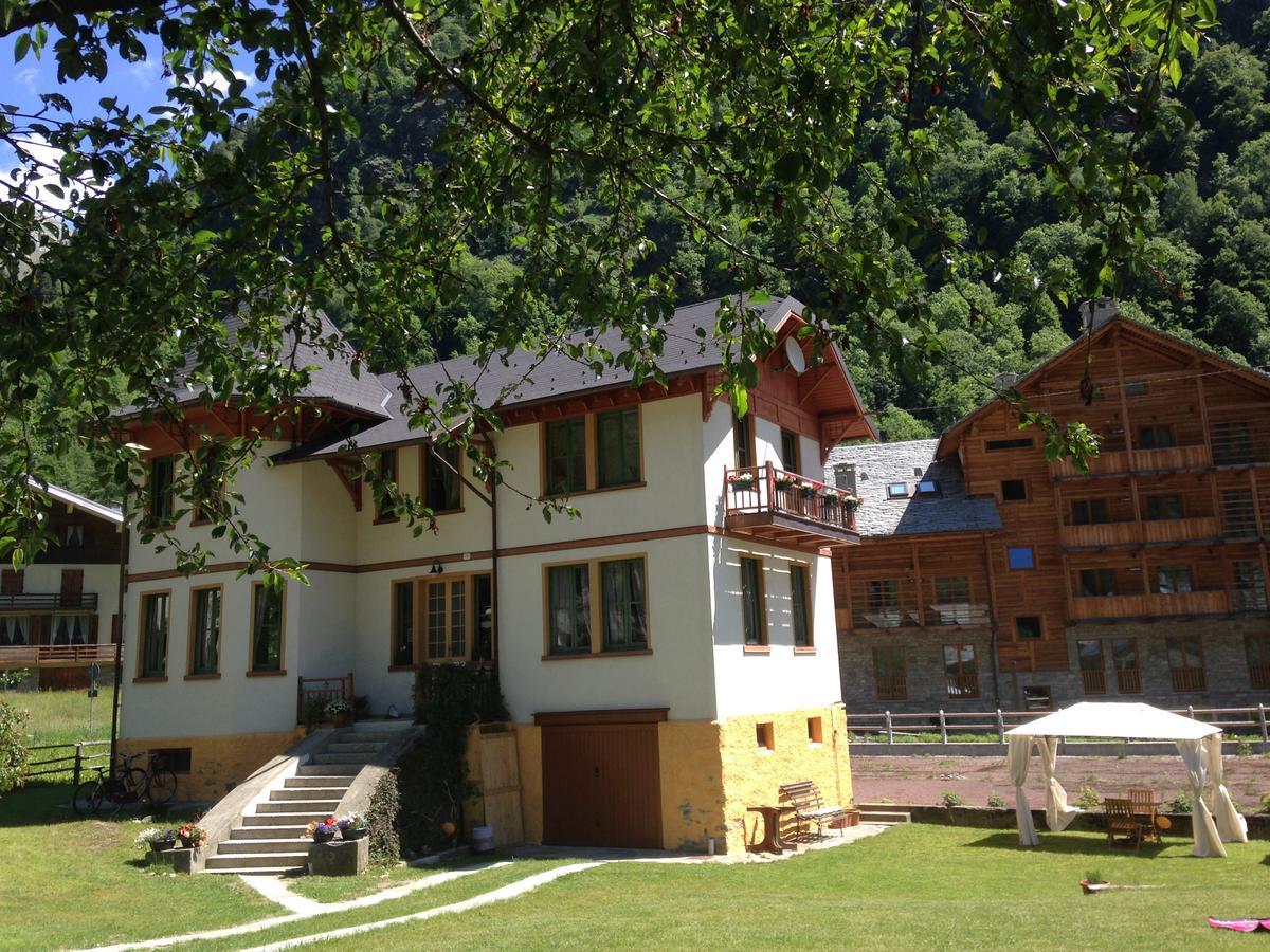 L'Aria Di Casa Bed & Breakfast อาลันญา วัลซีเซีย ภายนอก รูปภาพ