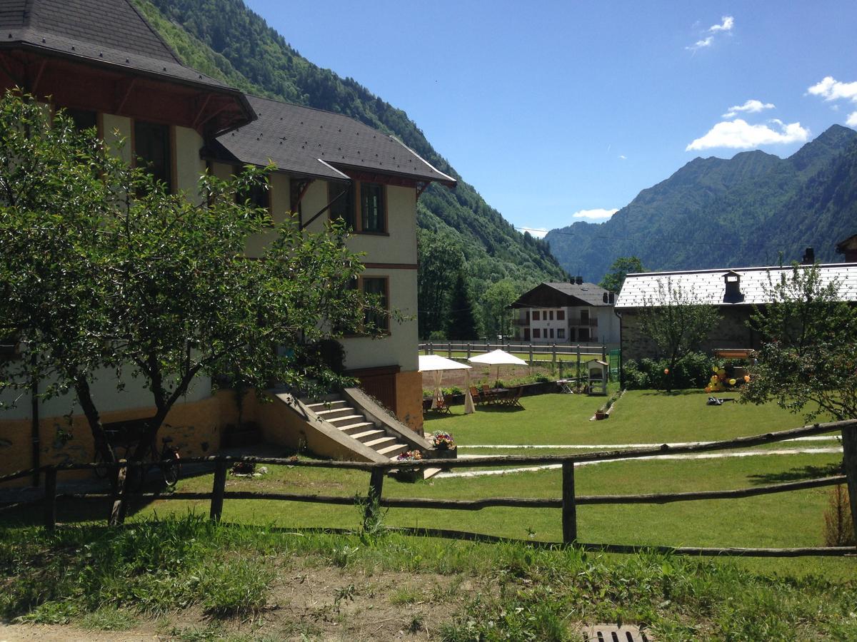 L'Aria Di Casa Bed & Breakfast อาลันญา วัลซีเซีย ภายนอก รูปภาพ