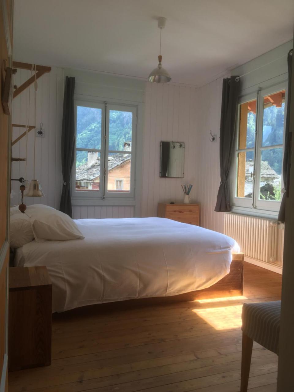 L'Aria Di Casa Bed & Breakfast อาลันญา วัลซีเซีย ภายนอก รูปภาพ